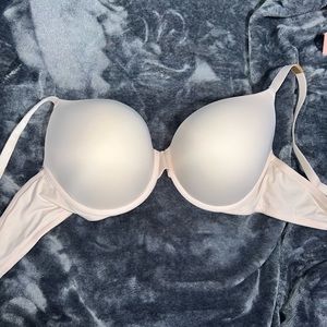 Victoria’s Secret wear everywhere push-up bra